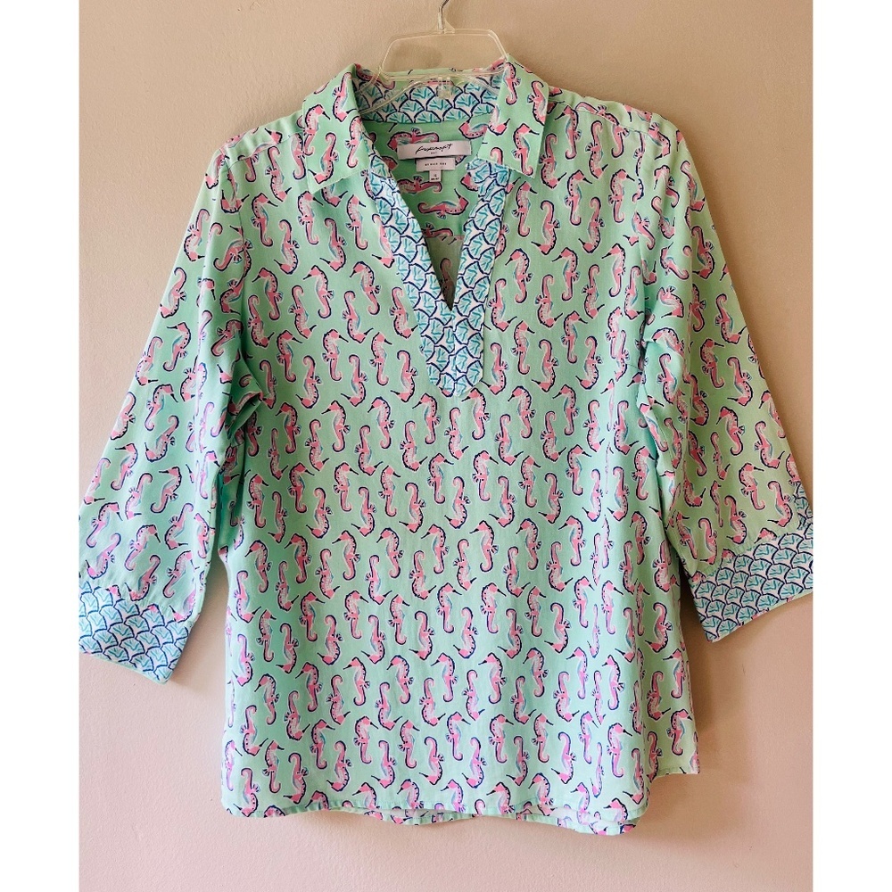 Foxcroft Sz 6 Seahorse Wrinkle Free Fitted Shaped Shirt V Neck Turquoise Blouse
